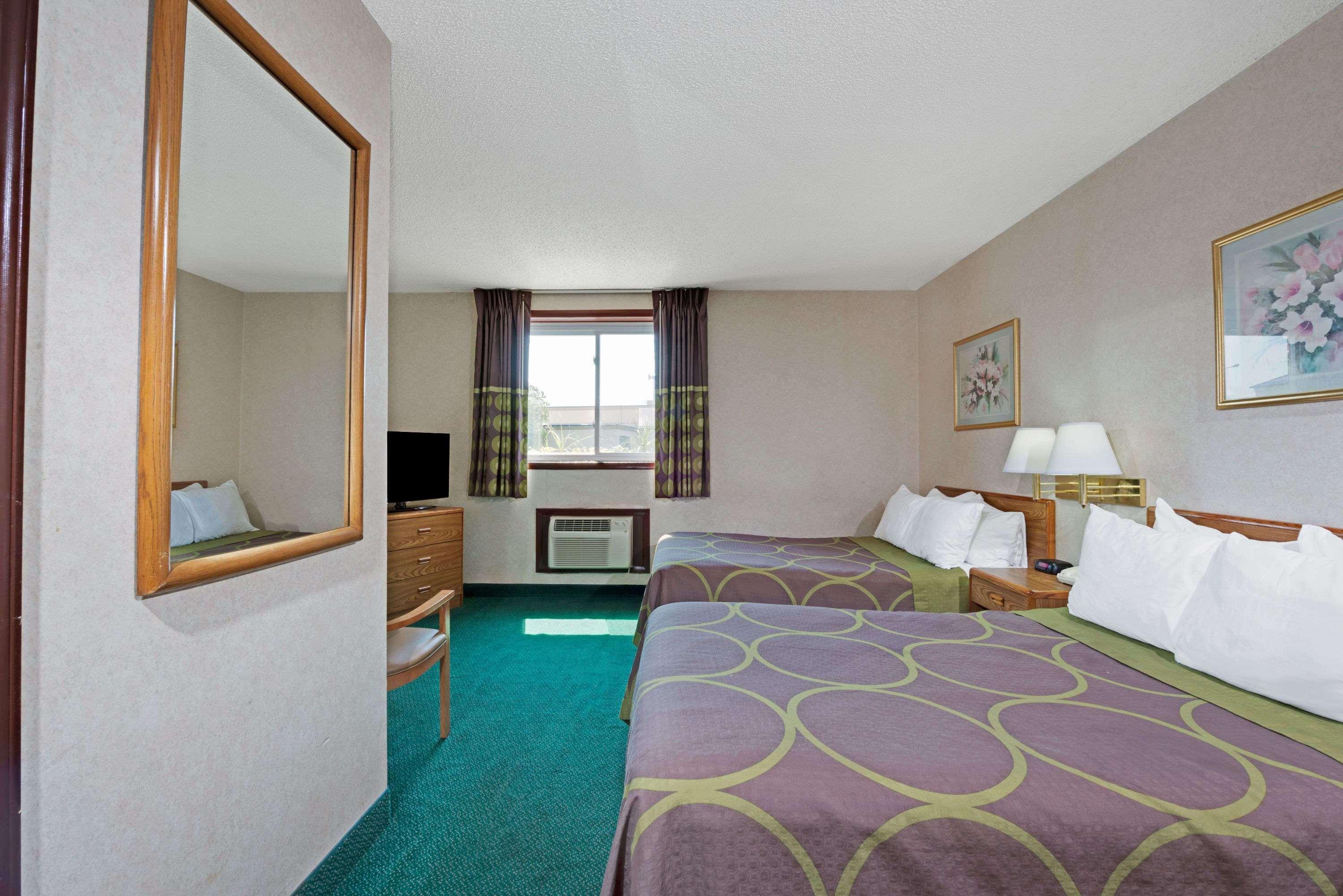 Super 8 By Wyndham Kenmore/Buffalo/Niagara Falls Area Esterno foto